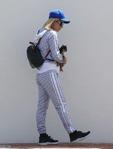       hil090521BZNimage108.jpg