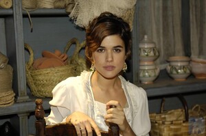 Adriana_Ugarte_005.thumb.jpg.f2a74befb18cc4db4848dca6e7cfe4e0.jpg