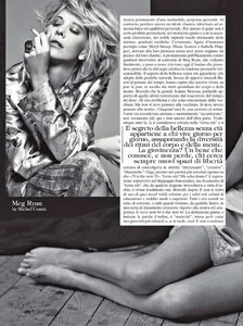 Age_Vogue_Italia_October_2011_05.thumb.jpg.9d18b7efddfa93e5127e2fcceae73d30.jpg