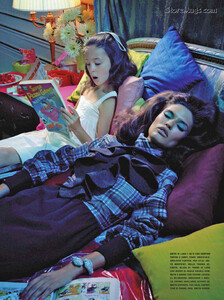 Aldridge_Vogue_Italia_August_2011_17.thumb.jpg.c3f2efa81c5df7655b5cdfa9755de4d3.jpg