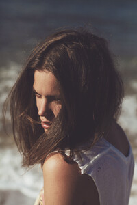 Alex-Ford-Wet-Dreams_10.thumb.jpg.e578a7f200ff69c2637875d4e5b7c8b0.jpg