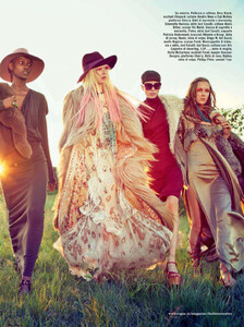 Autela_Vogue_Italia_October_2011_03.thumb.jpg.384872b0b930853b1921f3e9c29b72f4.jpg