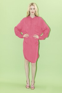 C2DR4-1_H3A6847_FUSCHIA_3d3cf31b-247e-46dd-bf39-ed36cf4678e4.jpg