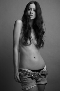 Charlie-Brogan-by-Brian-Rolfe-2.thumb.jpg.3f33fde9c7c9dc47ce001b225fc6689f.jpg