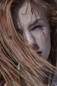 Daisy-Pettinger-by-Sven-Kristian-14.thumb.jpg.0b7f3d1f09643527fd23d8e98a2524c1.jpg