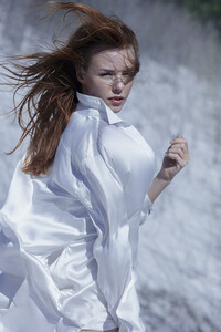 Daisy-Pettinger-by-Sven-Kristian-19.thumb.jpg.d629f60f4c023e6c9e6824b091c5e62a.jpg