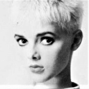Elizabeth1a.thumb.JPG.c2680932a8e728a77659c5cd40800915.JPG