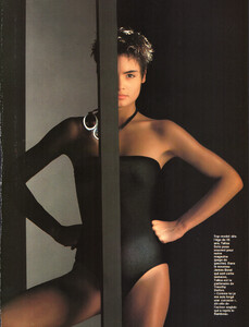 ElleFr210889no2276Secret02.thumb.jpg.462c21f0ce130e6f485aa3bafc5139f2.jpg