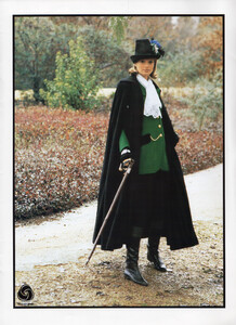 EscadaEdelweissCatDe93pg15.thumb.jpg.5c83d70d3cb06f1387e37eb7cb2edf09.jpg