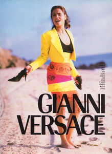 GianniVersaceAdVgDe0489.thumb.jpg.0070d69ecf8957a80094b93ee41f8ebb.jpg