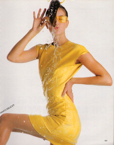 GraziaIT110586no2358Acqua04.thumb.jpg.002c94aab7e5c862bf49dfc403abb16b.jpg