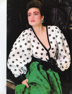 HBFr03-0483no2Givenchy04.thumb.jpg.d0410a9ab50b3484d851850df79c290e.jpg