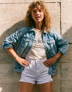 Madewell-Summer-Denim-2019-Lookbook07.jpg