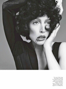 Meisel_Vogue_Italia_August_2011_14.thumb.jpg.99b145300cac084ad97749f37c0ed0bb.jpg