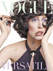 Meisel_Vogue_Italia_August_2011_Cover.thumb.jpg.85db0a85fd9d7879de2f4a3bd51f8ed6.jpg