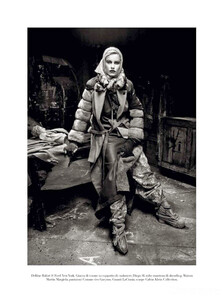 Meisel_Vogue_Italia_October_2011_14.thumb.jpg.0cc686b181b38653a9c91de7f9738420.jpg