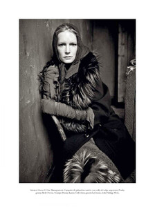 Meisel_Vogue_Italia_October_2011_15.thumb.jpg.056b21419e545947c14e31a6ddfa9a0d.jpg