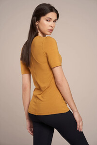 OO2_Jiselle_Back_Mustard_720x.jpg