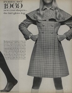 Penati_US_Vogue_January_1st_1969_14.thumb.jpg.f4b344447a7d73f3fcf6c03dc1f9cfda.jpg