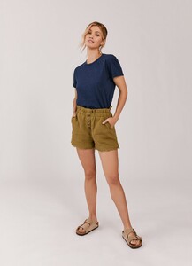 SWES001019_RyanPaperbagShort_Green_02_2100x.jpg