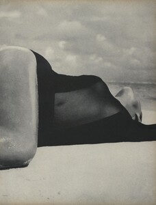 Sun_Avedon_US_Vogue_January_1st_1969_04.thumb.jpg.7cea1d9a238ab363438100f81ae93ab2.jpg