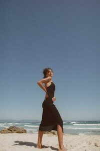 Turquoise-Lane-The-Label-The-Piper-Open-Back-Midi-Dress-Black-_8_1024x.jpg