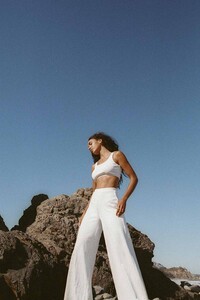 Turquoise-Lane-The-Label-The-Ribbed-Pants-White-_7_1024x.jpg