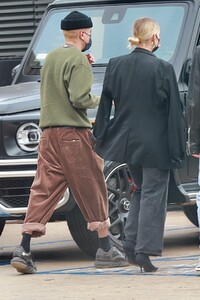 ashlee-simpson-and-evan-ross-at-nobu-in-malibu-05-17-2021-5.jpg