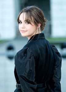 bailee-madison-at-national-memorial-day-concert-in-washington-dc-05-28-2021-11.jpg