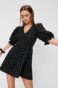 black-petite-daisy-print-puff-sleeve-smock-mini-dress-2.thumb.jpeg.879106ab4696346b0ba926bc639f4e2b.jpeg