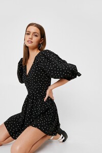 black-petite-daisy-print-puff-sleeve-smock-mini-dress-3.thumb.jpeg.8e7e045d1f6e3ca897dff0101c0526e8.jpeg