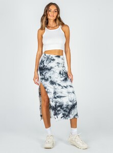 byrone-maxi-skirt-2_8b9b86cc-9971-433e-acb1-2f98cdddc4be_1800x.jpeg