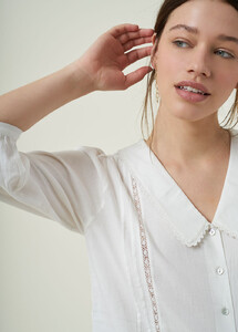 catherine-collared-blouse-s21.thumb.jpg.d9c93c4fa030a66f9787051ee4f324cb.jpg