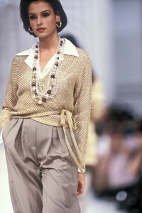 dior-ss-1989-1.thumb.jpg.30c0c7022791d69a800d7765dfb22ab3.jpg