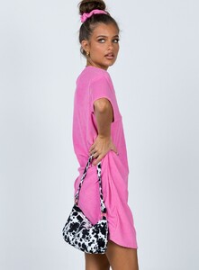 emily-terry-towelling-shirt-dress-pink-3_d3ed285c-95fd-4b0c-84ac-628ccb13557b_1800x.jpeg