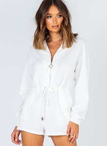 gabriella-playsuit-1_5bc545e5-8e99-49c0-9e79-43104affac5d_1800x.jpeg