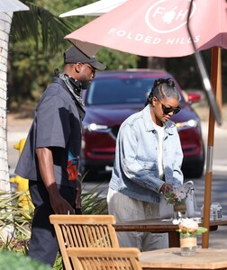 gabrielle-union-and-dwyane-wade-santa-barbara-05-08-2021-3.jpg