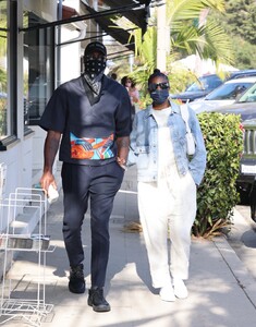 gabrielle-union-and-dwyane-wade-santa-barbara-05-08-2021-5.jpg