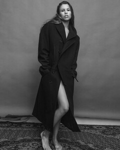 gallery_model_C01o8xrQjbpM.jpg