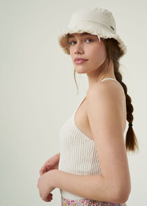 gorro-emily-desflecado-s21.thumb.jpg.dea6c8a40785f308cfef0fc30a9b2c45.jpg