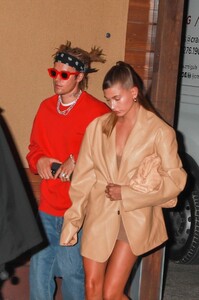 hailey-and-justin-bieber-out-for-date-night-in-west-hollywood-05-03-2021-5.jpg