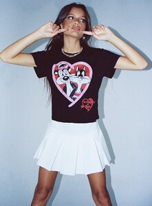 heart-love-tee-black-1_f74ef1a1-ccd8-4758-b6cc-da8dd1690f30_1800x.jpeg