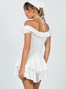 in-my-dreams-playsuit-romper-white-4_7554d825-c94b-4b42-8c5e-c8e01a6ebf92_1800x.jpeg