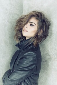 jenna-louise-coleman-sarah-dunn-photoshoot004.jpg
