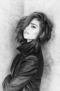 jenna-louise-coleman-sarah-dunn-photoshoot005.jpg