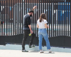 jennifer-garner-and-ben-affleck-out-in-los-angeles-05-01-2021-2.jpg