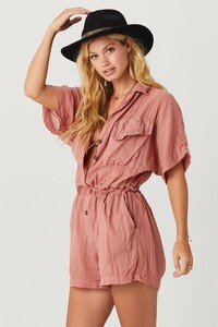 jens-pirate-booty-Deni-Romper-Jibarita-Blushing-1-min_600x.jpg