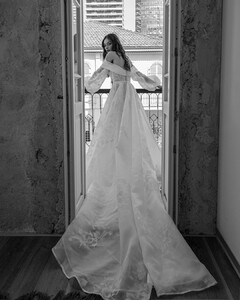 julievinobridal_183140536_157637059631417_2518219760987699758_n.jpg