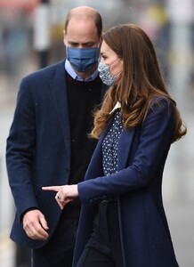 kate-middleton-visits-the-way-youth-zone-in-wolverhampton-05-13-2021-3.jpg