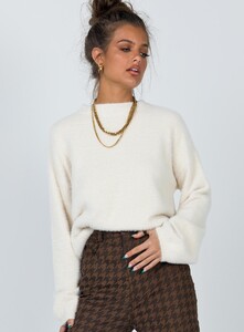 katharine-sweater-cream-1_ea331a78-792c-4860-9c90-87bb2a8ab258_1800x.jpeg